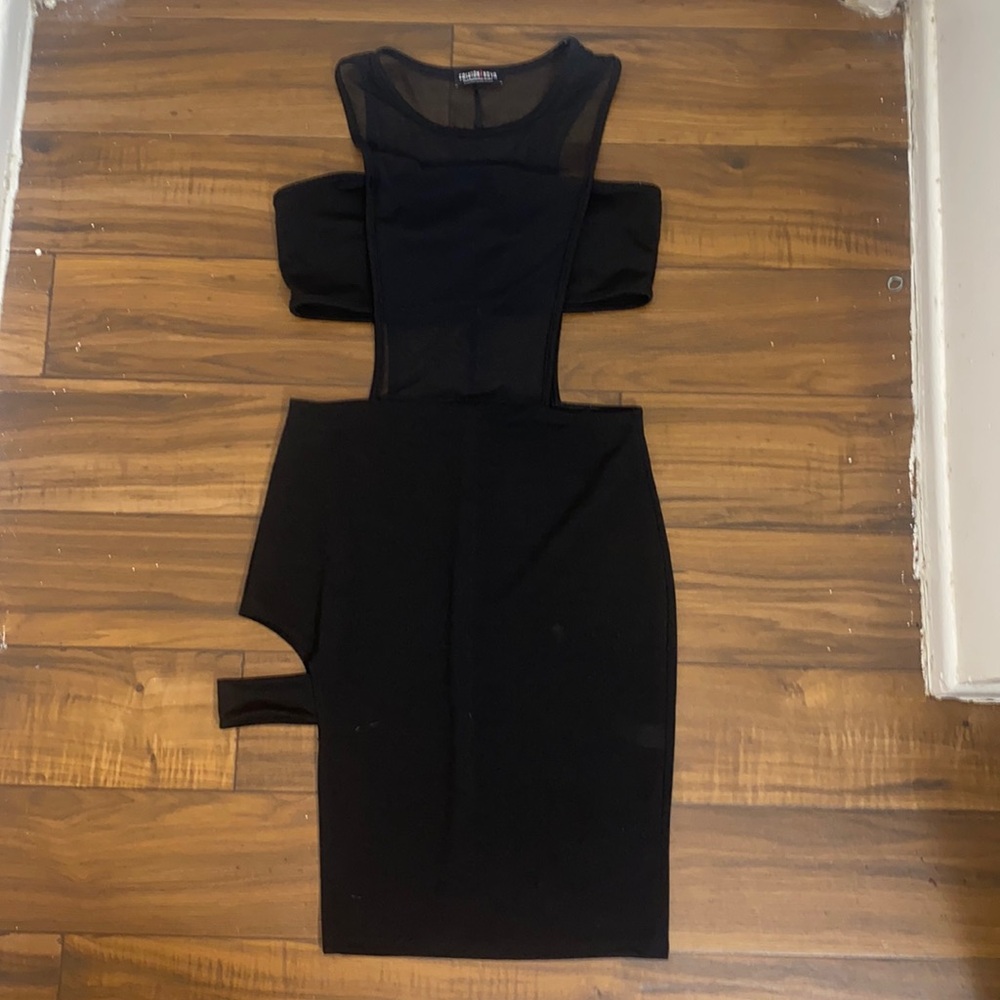 FASHIN NOVA BLACK DRESS